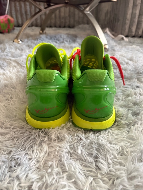 Nike Kobe 6 “Grinch” colorway main image 8